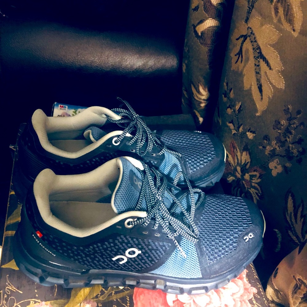 On Cloud 6.5 Blue shoes